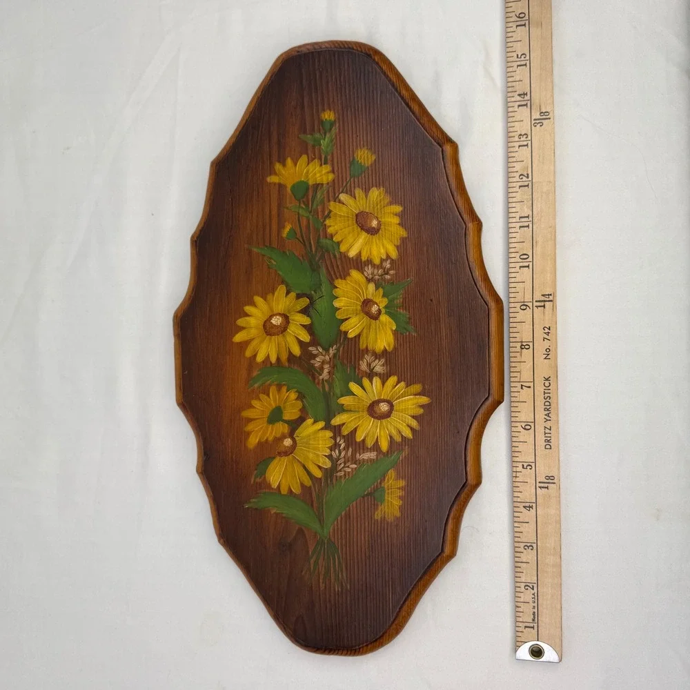 Vintage 1975 Hand Painted Yellow Daisy Floral Wood Plaque Wall Art Folk Art 16in